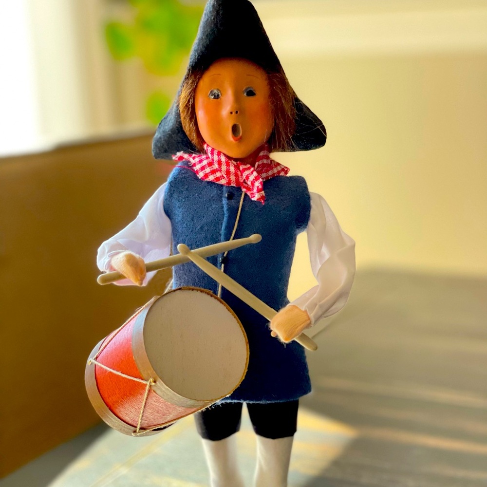 2010 Byers’ Choice Williamsburg Colonial Fourth of July Caroler